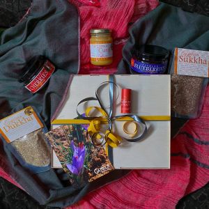 Saffron Experience Gift Box